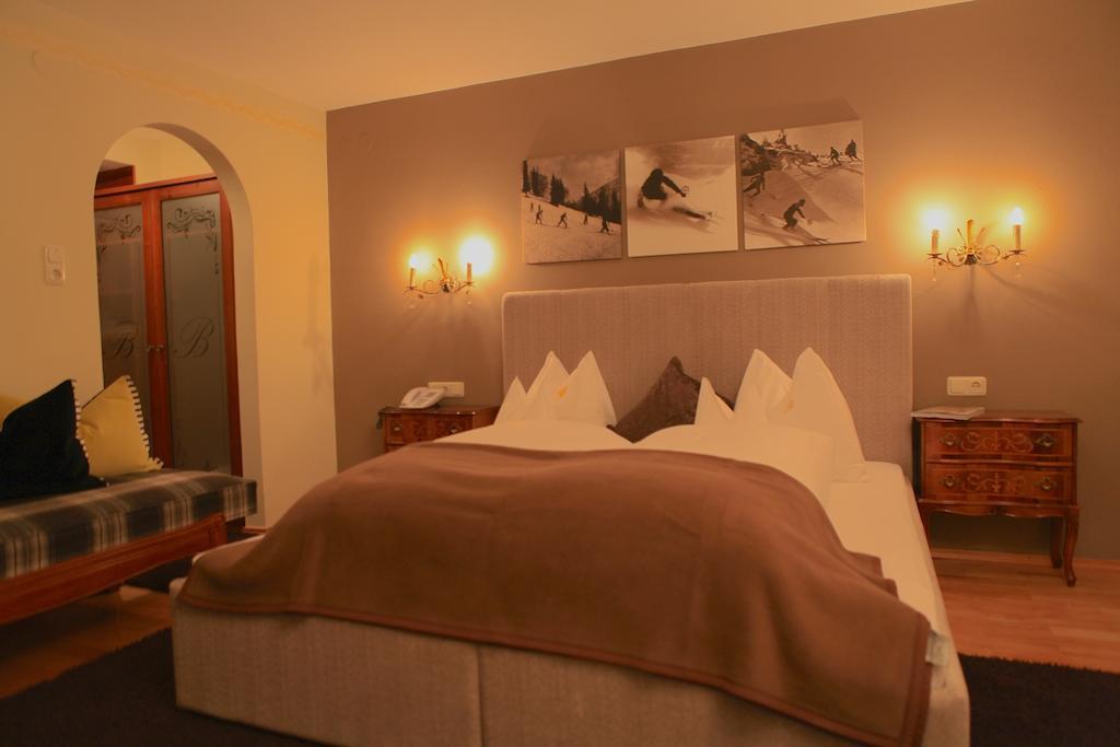 Chalet Brunnenhof Sankt Anton am Arlberg Pokoj fotografie